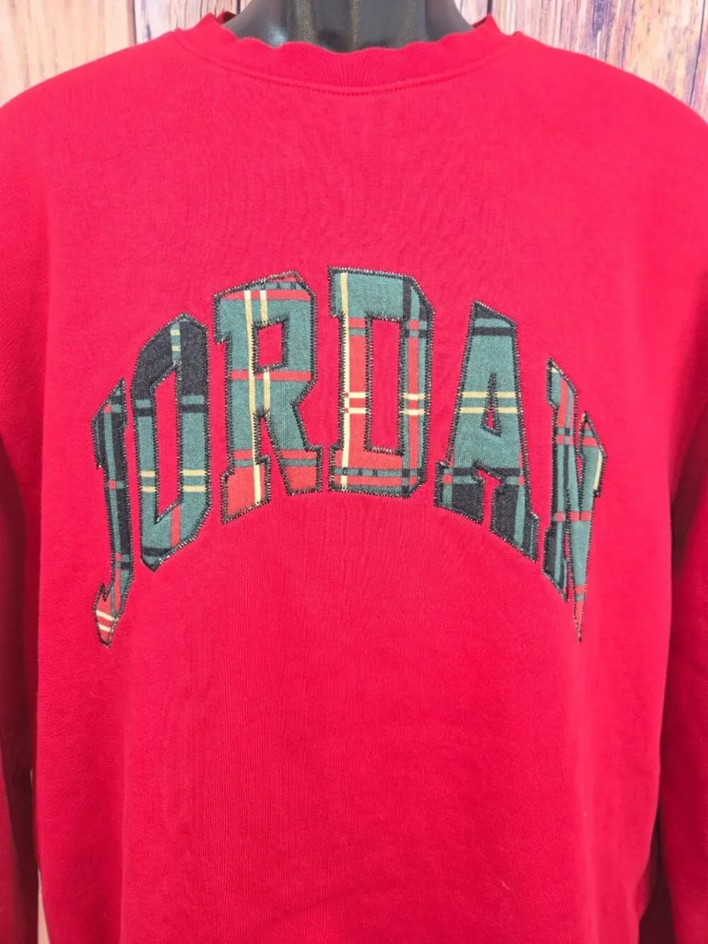 Jordan Men's Red Plaid Logo Crew Sweatshirt Large